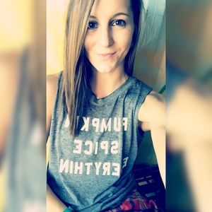 Meet your Posher, Billie